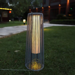 Solar wicker lamp