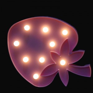 Strawberry shape modeling light